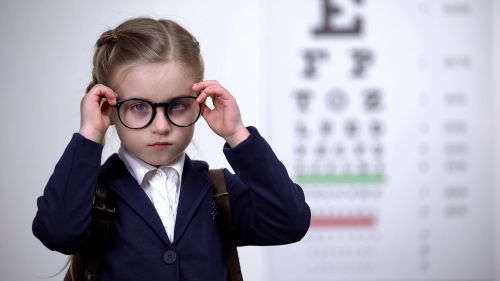Epidemia krótkowzroczności wśród dzieci – problem widoczny gołym okiem